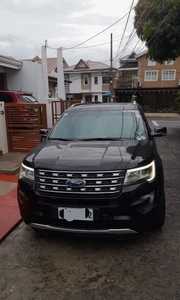 Sell White 2023 Ford Explorer in Las Piñas