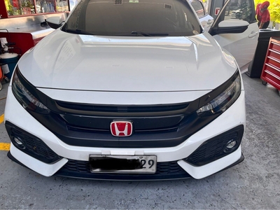 White Honda Civic 2017 for sale in Makati