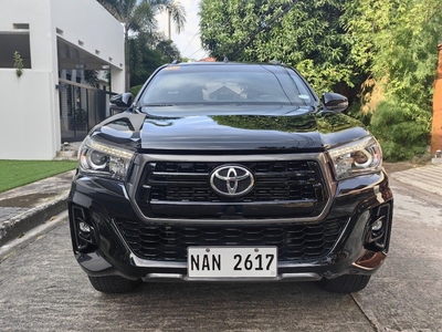 White Toyota Hilux 2020 for sale in Parañaque