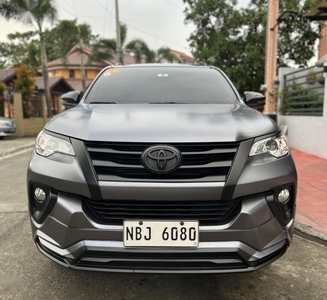 Grey Toyota Fortuner 2018 for sale in Quezon City