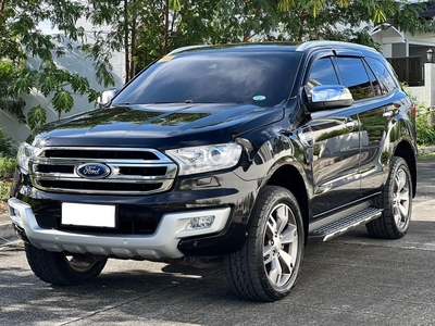 Purple Ford Everest 2016 for sale in Automatic