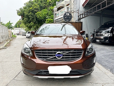 Sell White 2015 Volvo XC60 in Bacoor