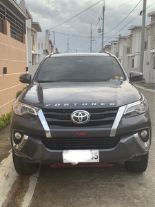 Selling White Toyota Fortuner 2018 in Biñan