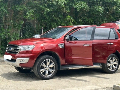 White Ford Everest 2017 for sale in