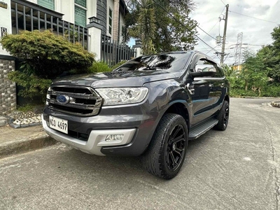 White Ford Everest 2017 for sale in Manila
