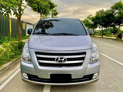 White Hyundai Starex 2018 for sale in Rizal