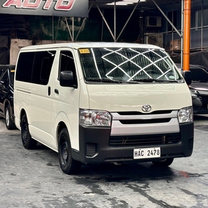 White Toyota Hiace 2022 for sale in Parañaque