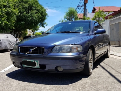 2nd Hand 2001 Volvo S60 at 98000 km for sale