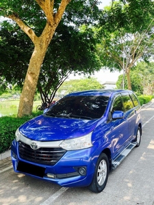 Selling White Toyota Avanza 2016 in Mandaluyong