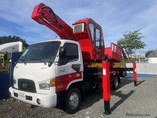 Used Hyundai 28 meters man lift truck