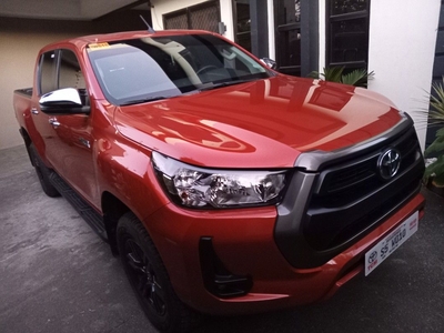 Orange Toyota Hilux 2022 for sale in Manual