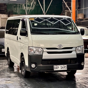 White Toyota Hiace 2021 for sale in