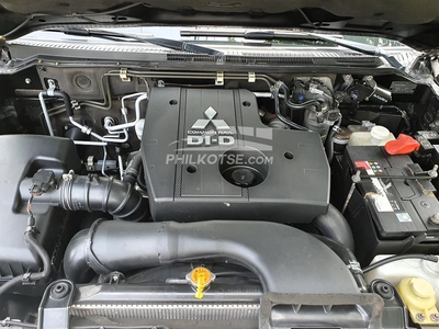 2013 Mitsubishi Pajero GLS 3.2 Di-D 4WD AT in Parañaque, Metro Manila