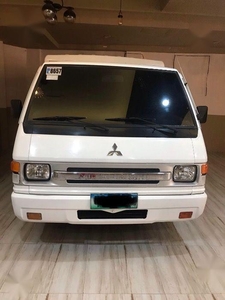 Selling 2nd Hand Mitsubishi L300 2010 in Lucban