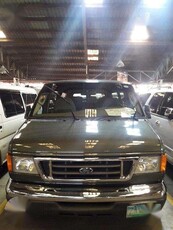 2005 Ford E150 Green AT Low mileage