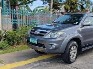 Selling Used Toyota Fortuner 2006 Automatic Gasoline