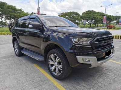 Black Ford Everest 2016 for sale in Automatic