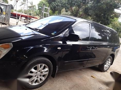 Black Kia Carnival for sale in Manila