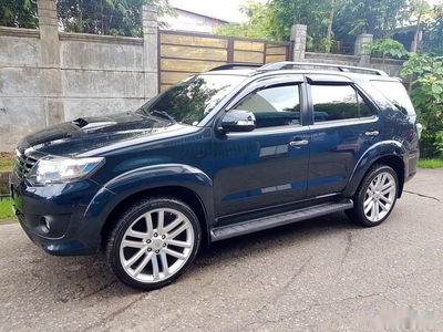 Blue Toyota Fortuner 2014 for sale in Manila