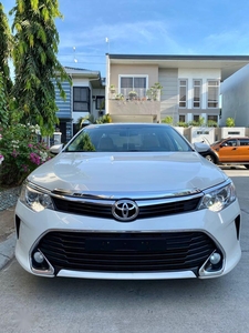 Pearl White Toyota Camry 2017