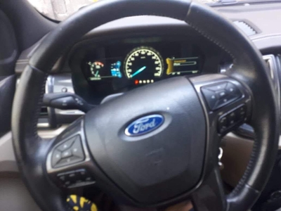 Red Ford Everest 2016 for sale in Pasig