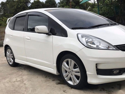 Sell 2013 Honda Jazz in Taguig