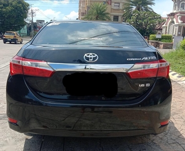 Sell Black 2015 Toyota Corolla Altis in Quezon City