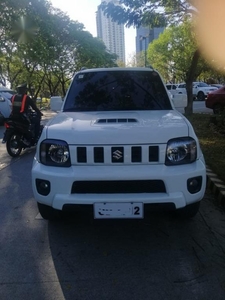 Sell White 2004 Suzuki Jimny in Manila