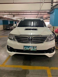 Sell White 2014 Toyota Fortuner at 80000 km