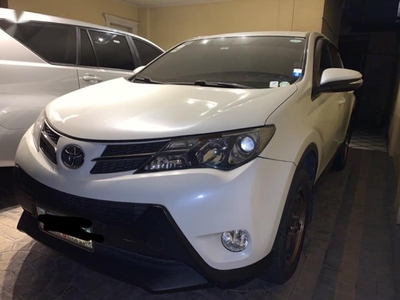 Sell White 2014 Toyota Rav4 in Quezon City