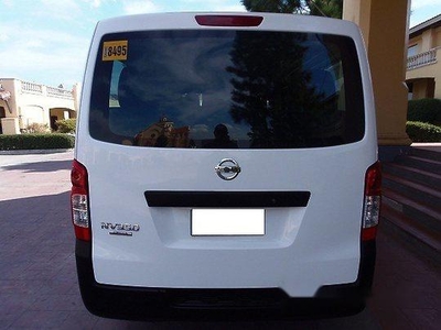 Sell White 2015 Nissan Urvan Manual Diesel at 32000 km