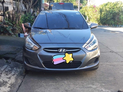 Sell White 2017 Hyundai Accent in Quezon City