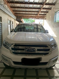 Sell White Ford Everest for sale in Manila