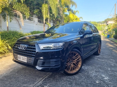 Selling Black Audi Q7 2019 in Malabon
