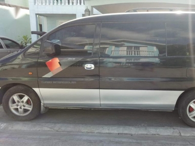Selling Black Hyundai Accent 2004 in Mabalacat