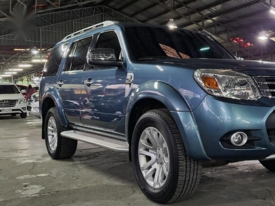 Selling Blue Ford Everest 2013