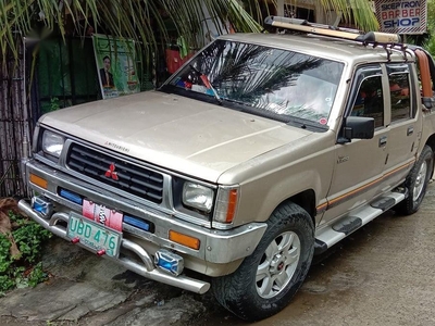 Selling Brightsilver Mitsubishi L200 1995 in Rosario