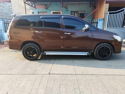 Selling Brown Toyota Innova 2015 in Manila