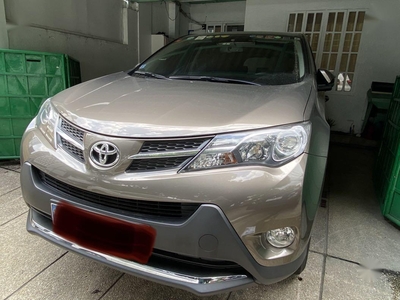 Selling Brown Toyota RAV4 2015 in Quezon