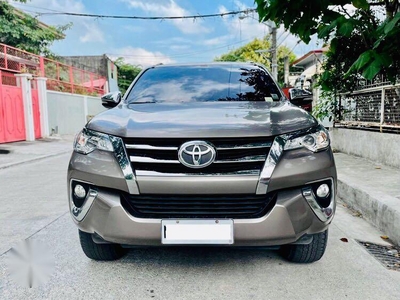 Selling Grey Toyota Fortuner 2016