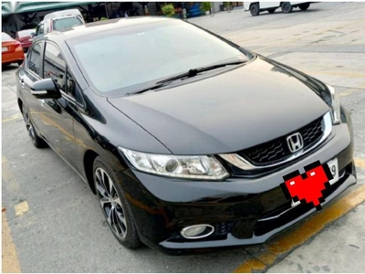 Selling Honda Civic 2015