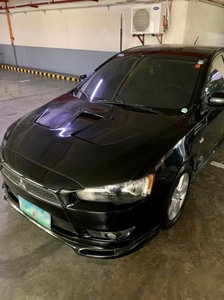 Selling Mitsubishi Lancer Ex 2009