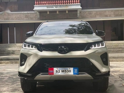 Selling Pearl White Toyota Fortuner 2021 in Malabon