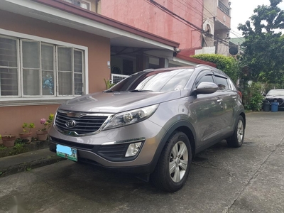 Selling Silver Kia Sportage 2013 in Pasig