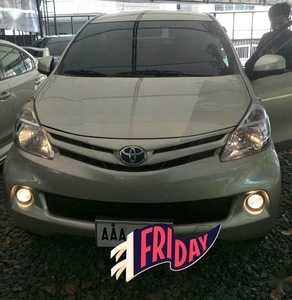 Selling Silver Toyota Avanza for sale in Manila