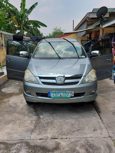 Selling Silver Toyota Innova in Cainta