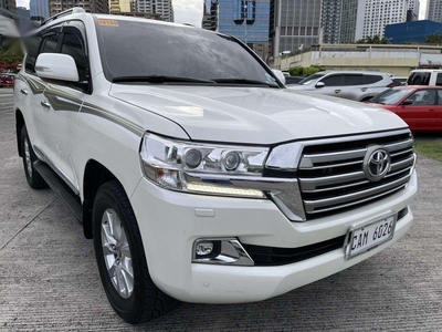 Selling Toyota Land Cruiser 2018