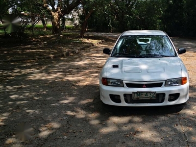 Selling White Mitsubishi Lancer Evolution III 1994 in Muntinlupa