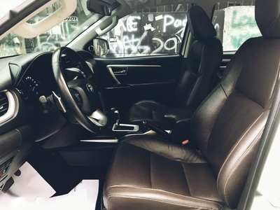 Selling White Toyota Fortuner 2019 in Manila