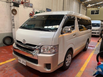 Selling White Toyota Hiace 2019 in San Juan